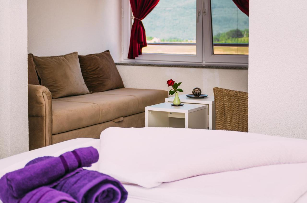 Apartmani Markesic Ramsko Jezero Prozor Zewnętrze zdjęcie