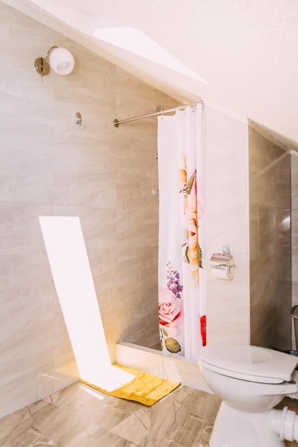 Apartmani Markesic Ramsko Jezero Prozor Zewnętrze zdjęcie