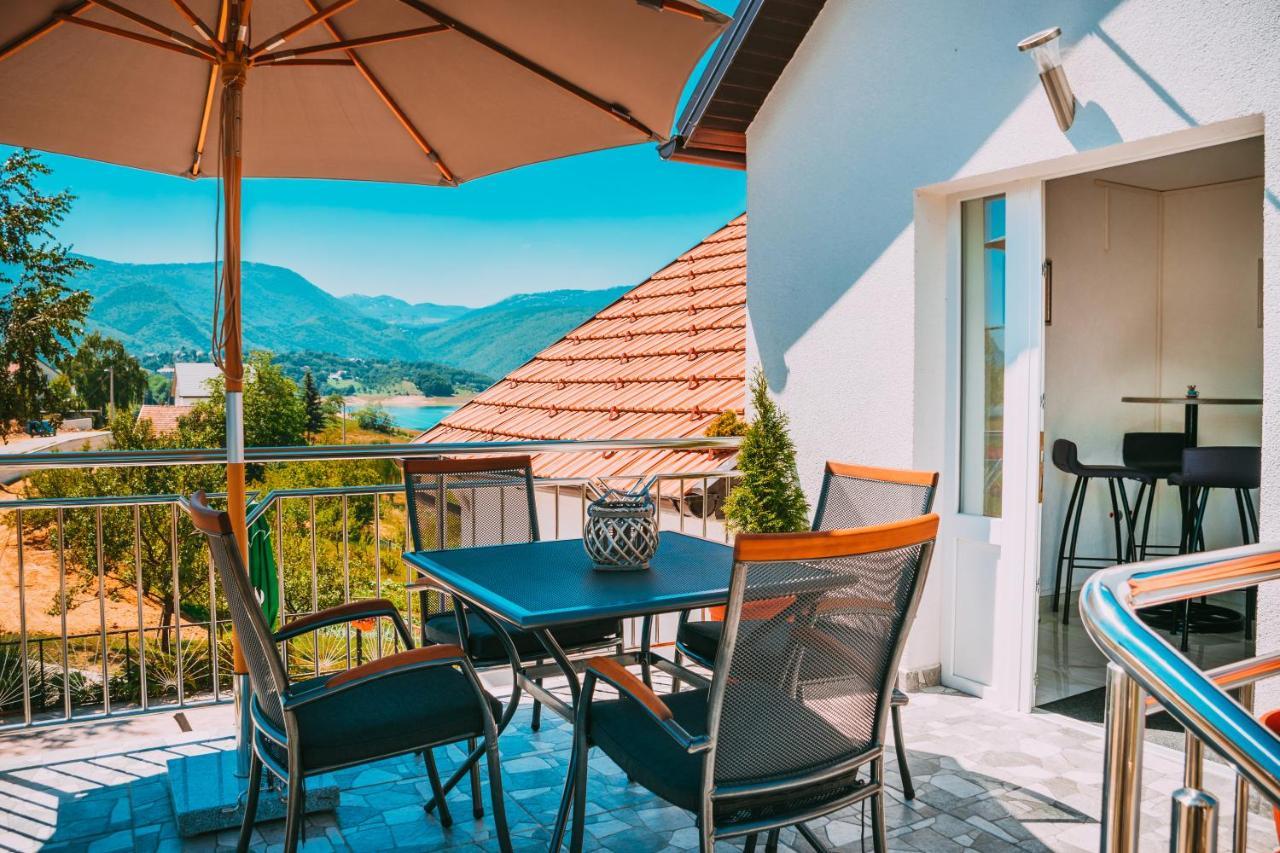 Apartmani Markesic Ramsko Jezero Prozor Zewnętrze zdjęcie