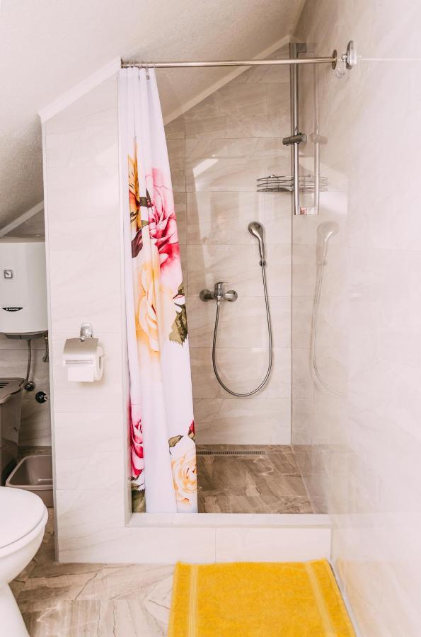 Apartmani Markesic Ramsko Jezero Prozor Zewnętrze zdjęcie