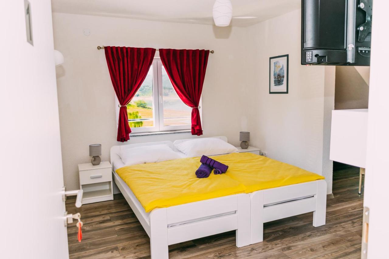 Apartmani Markesic Ramsko Jezero Prozor Zewnętrze zdjęcie
